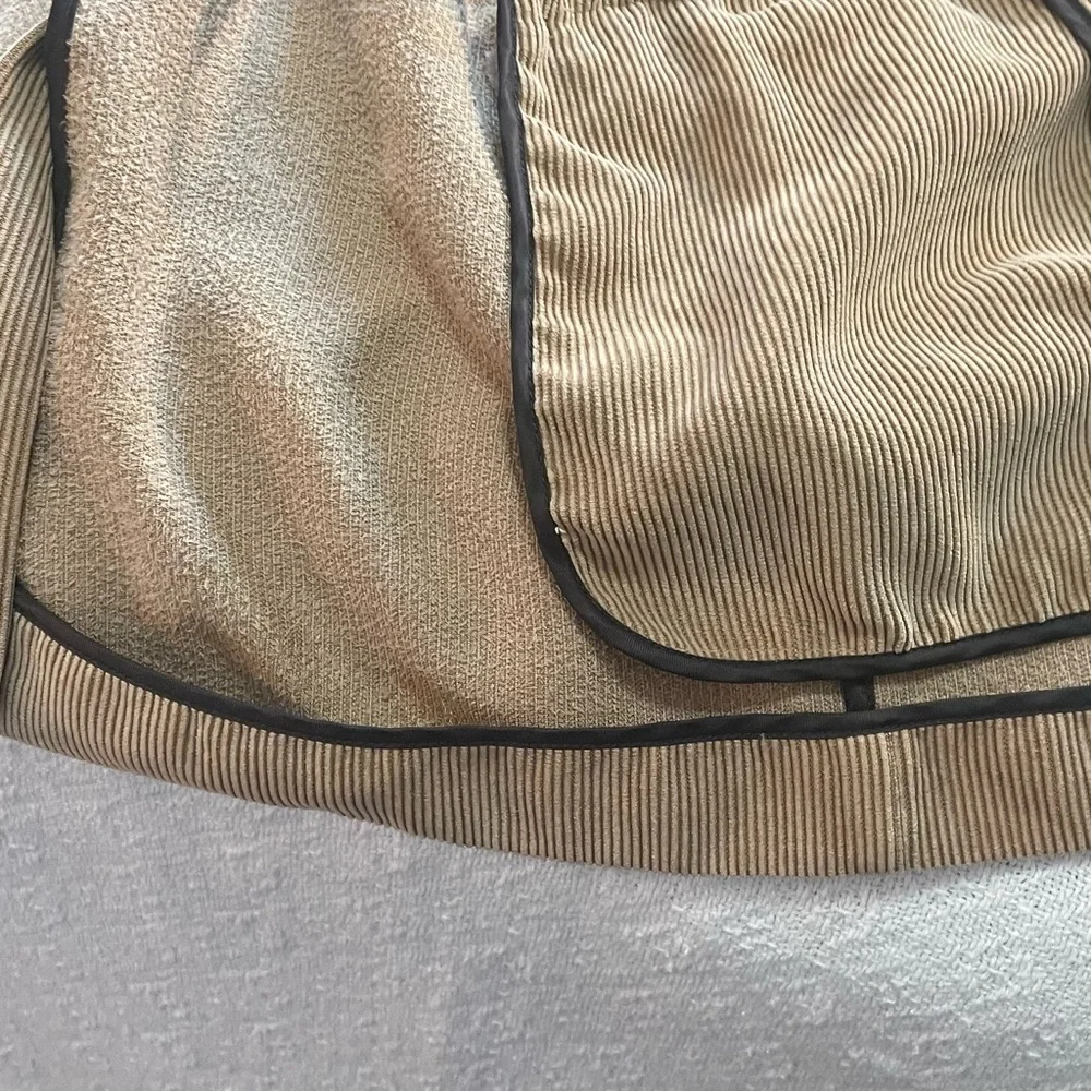 LaCrosse Men's Tan corduroy Sports Blazer‎  size 44 R Business Casual